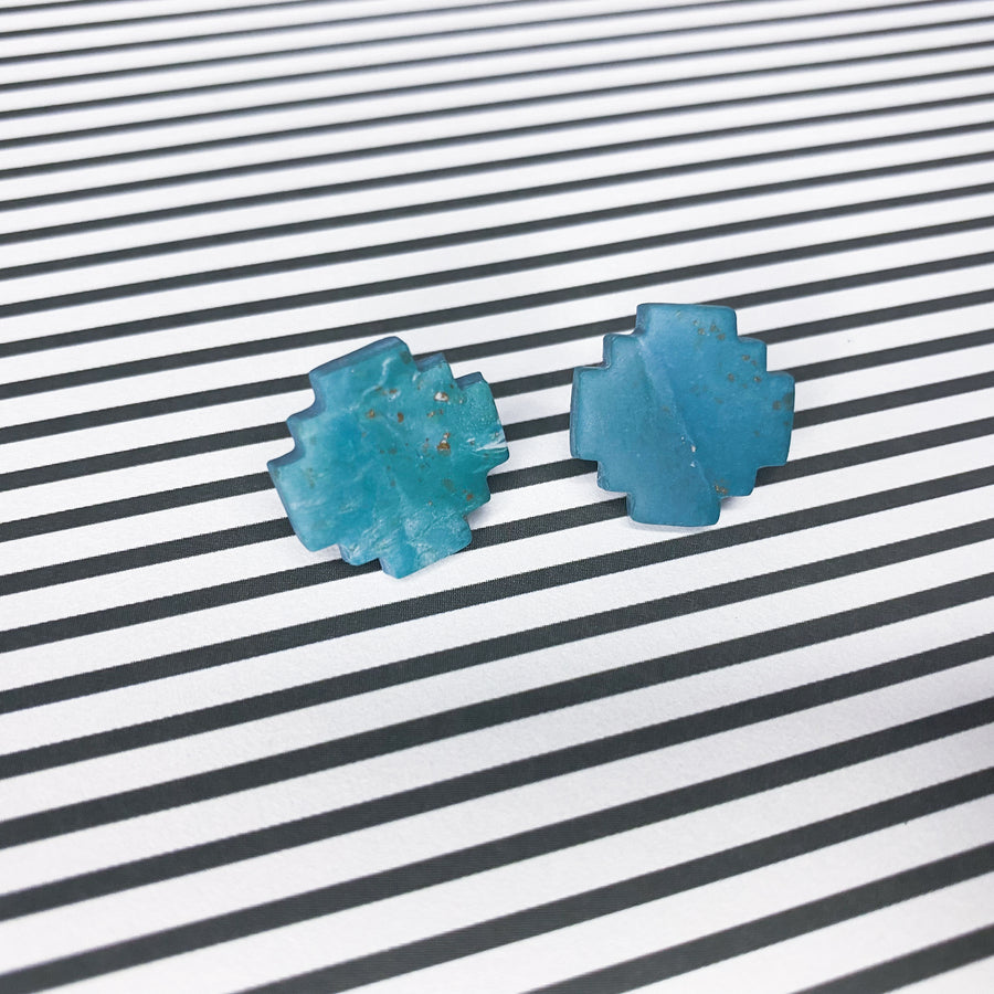 As The Seafoam Glitters – Geo Studs