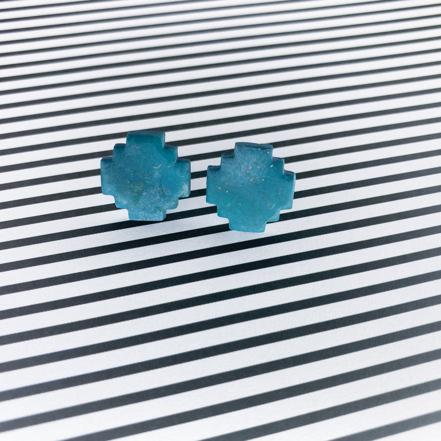 As The Seafoam Glitters – Geo Studs