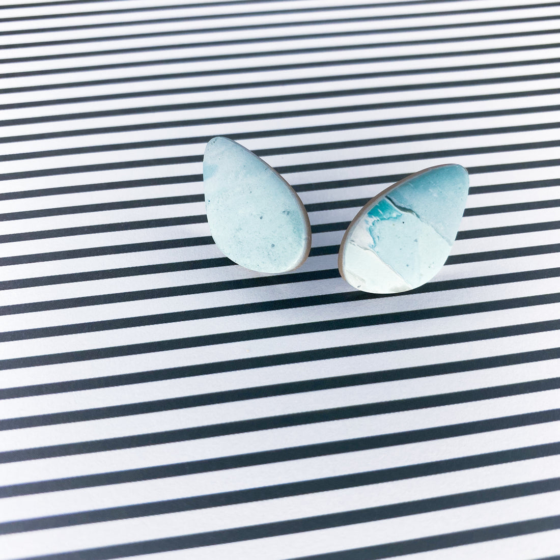 Within Blue Tempests – Organic Studs